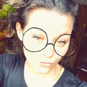 Meet your Posher, Glisela